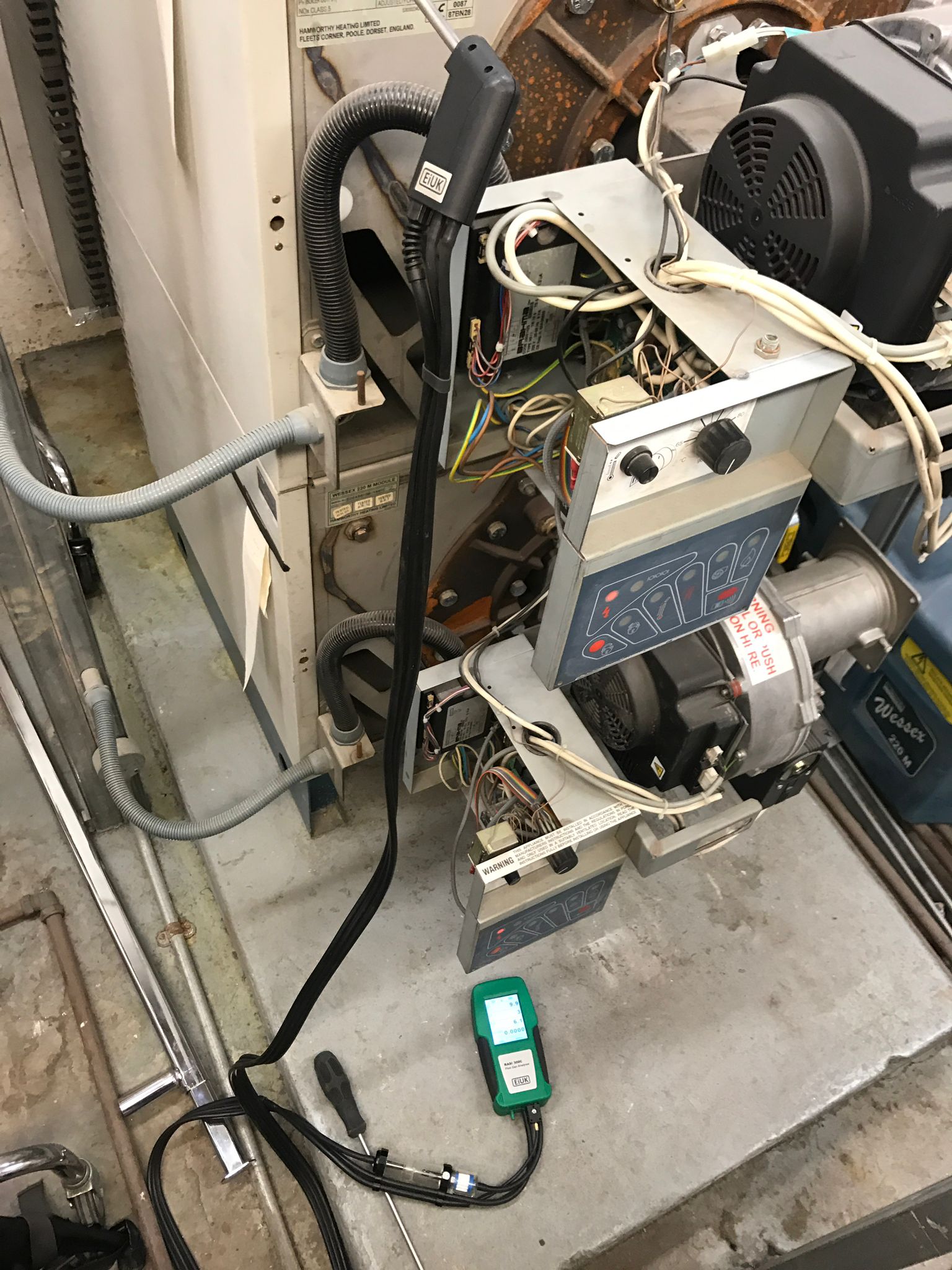 gas safe registered engineer near me Matlock, DE4